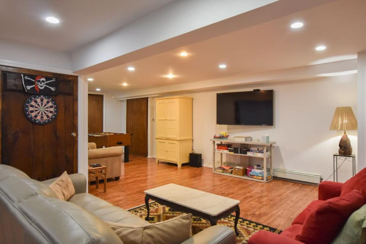 Screened In Porch And Fantastic Game Room Wellfleet Exterior photo